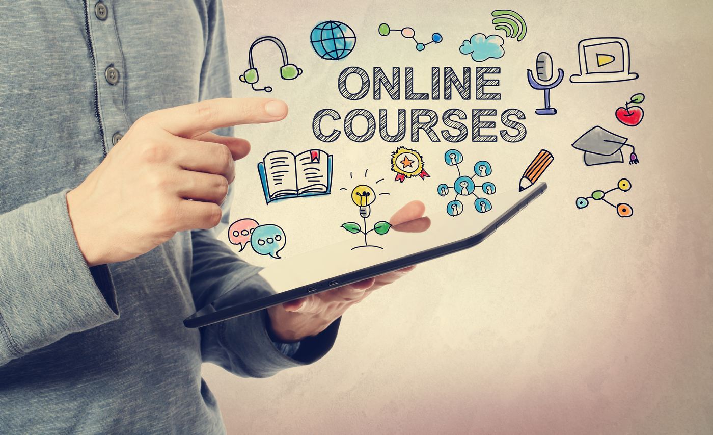 Studying the QLD Salesperson Registration course online